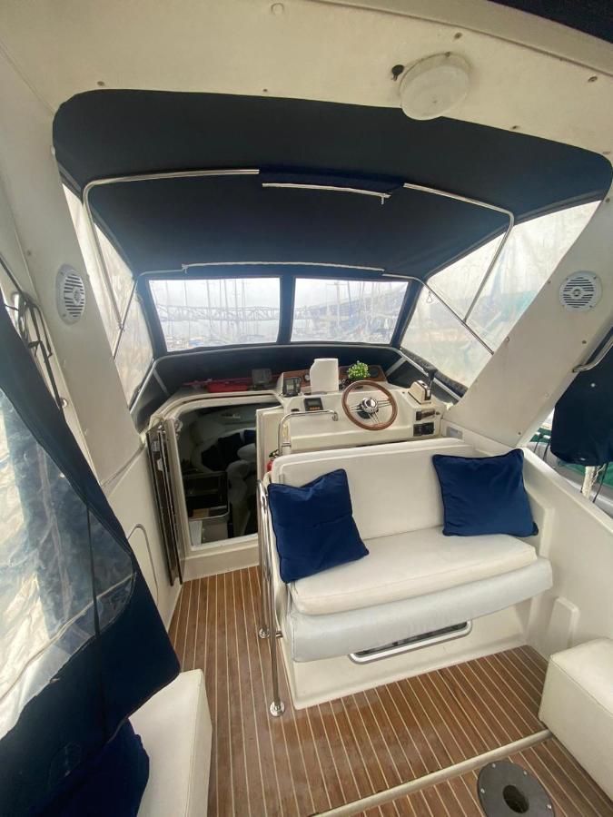 El Barco De Las Fiestas Sant Adria de Besos Exterior foto